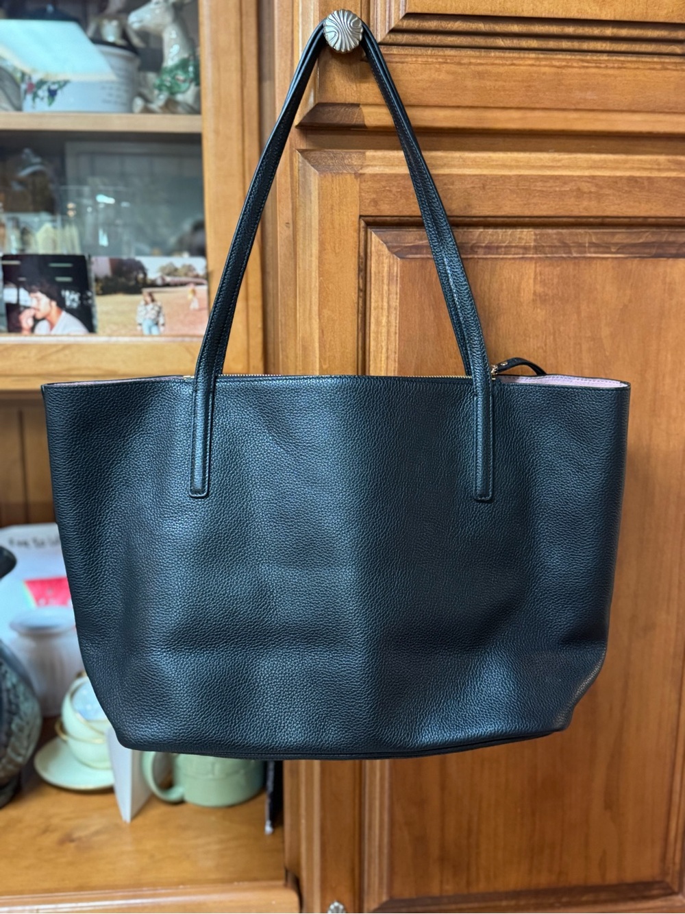 Salvatore Ferragamo tote Black Pebbled Leather Gancini attached zipper purse - Picture 4 of 15